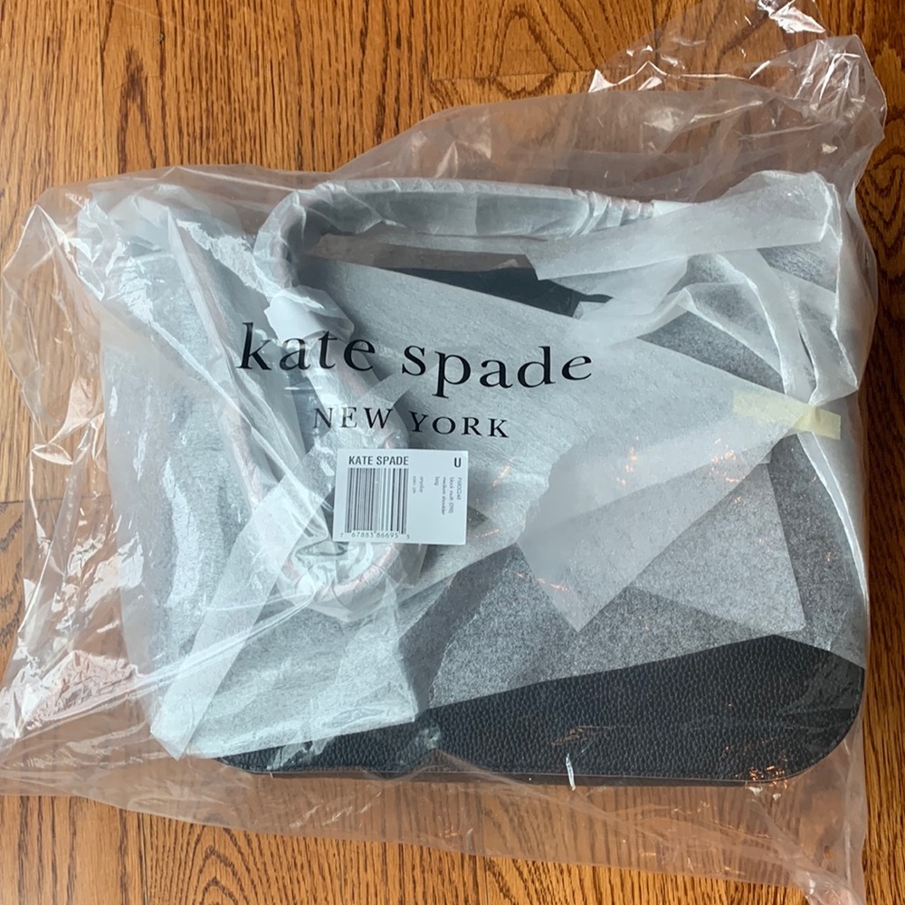 NWT Kate Spade black anyway medium shoulder bag. - Picture 2 of 10